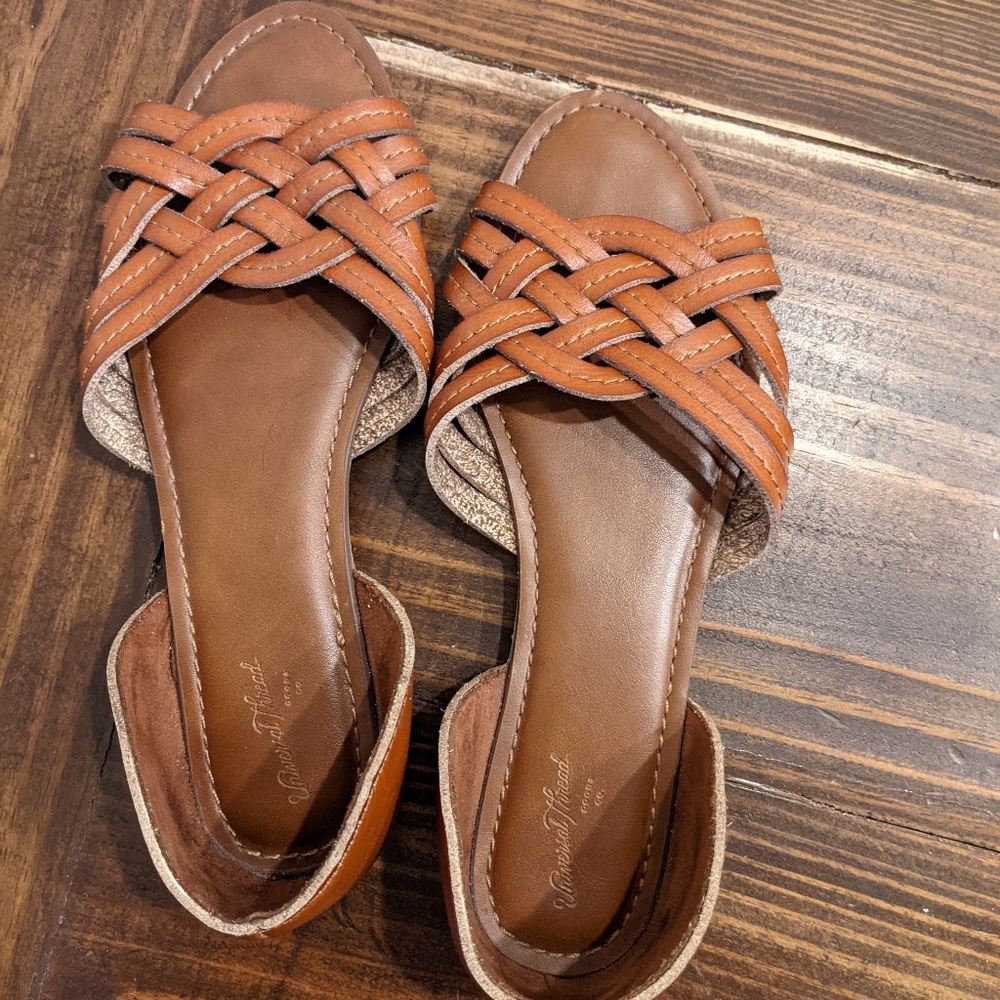 Universal Thread Leather Sandals